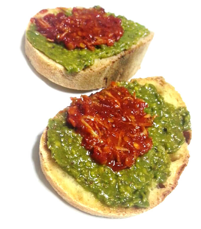 bruschetta with pistachio pesto